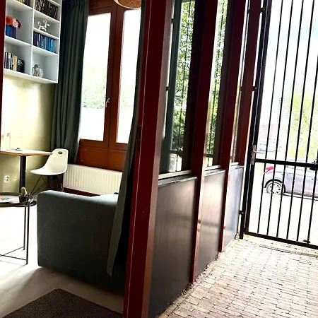 Cosy Studio, With Outdoor Swimming Amsterdam
