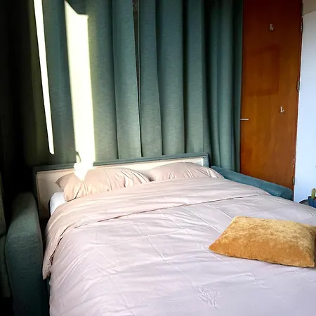 Cosy Studio, With Outdoor Swimming *