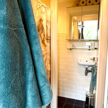 Cosy Studio, With Outdoor Swimming * Amsterdam