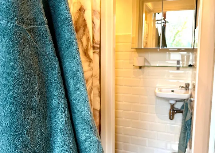 Cosy Studio, With Outdoor Swimming * Amsterdam